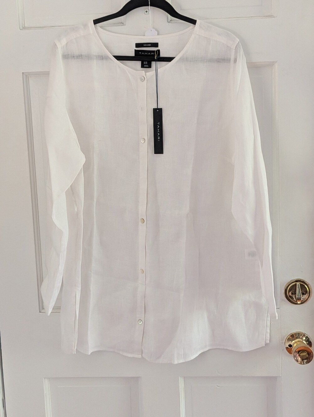 Tahari 100% Linen White Button Front Tunic Blouse Plus Size 1X NWT - Picture 2 of 5